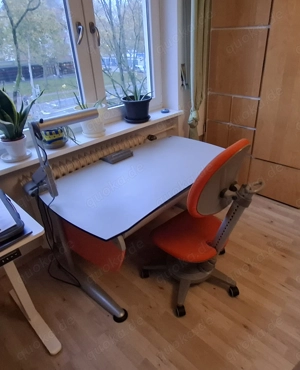 Schreibtisch mit Bürostuhl für Kinder Bild 2