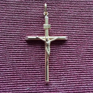Goldenes Kreuz aus 585er Gold