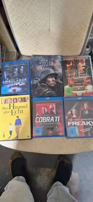 6 Blue Ray und DVD Filme, neuwertig.