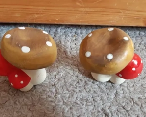 2x Deko Pilze zu verkaufen