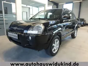 Hyundai TUCSON 2.0 GLS Klima PDC TÜV AU 10 2026
