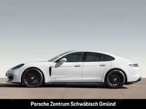 Porsche Panamera GTS Burmester InnoDrive Rückfahrkamera Bild 2