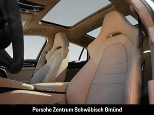 Porsche Panamera GTS Burmester InnoDrive Rückfahrkamera Bild 5