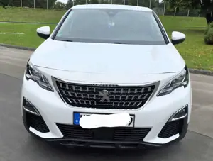 Peugeot 3008 PureTech 130  Active  Zahnriemen,Reifen neu