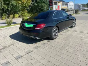 Mercedes-Benz E 200 E 200 d 9G-TRONIC Bild 3