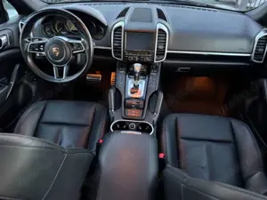 Porsche Cayenne S E-Hybrid*Panorama*21 zoll Bild 3