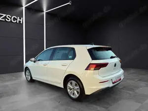 Volkswagen Golf VIII Life DSG TDI LED ACC SH PDC Ambiente Navi ... Bild 3