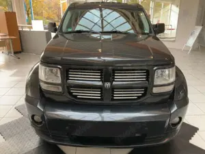 Dodge Nitro 4.0 V6 LPG Leder*Navi*Sitzhzg*S-Dach*AHK