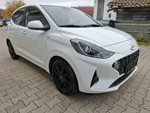 Hyundai i10 Edition 30 Bild 3
