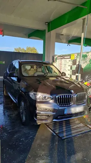 BMW X3 xDrive30e Aut. Luxury Line Bild 5