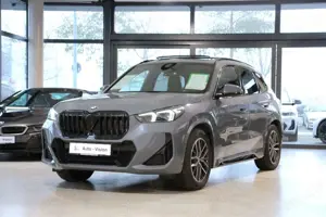 BMW X1 xDrive23i (U11) M Sport *A-LED*HUD*Panorama Bild 3
