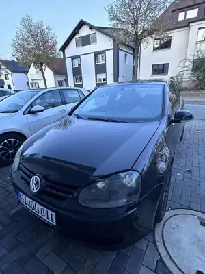 Volkswagen Golf 2.0 FSI Automatik Individual