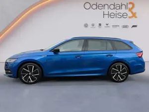 Skoda Octavia Combi Sportline 2.0 l TDI DSG HEAD-UP/ KAM Bild 2