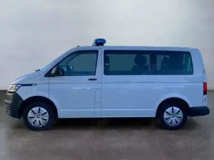 Volkswagen T6.1 Kombi 2.0 TDI DSG +MTW +Feuerwehr +DRK Bild 4