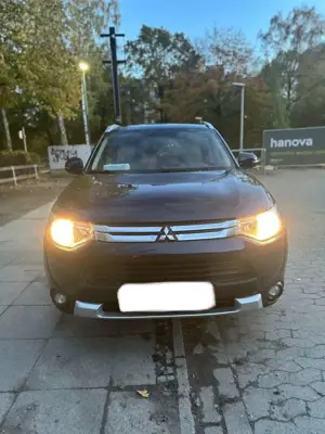 Mitsubishi Outlander 2.2 DI-D 4WD Aut. Diamant Edition