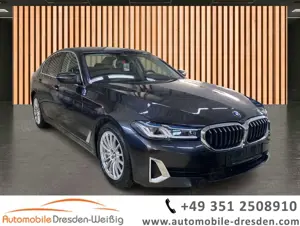 BMW 530 dA xDrive Luxury Line*Glasdach*HeadUp*Laser