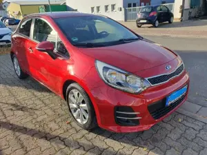 Kia Rio Rio 1.4 Automatik Dream Team Edition