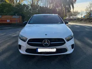 Mercedes-Benz A 220 A-Klasse 7G-DCT Progressive Night-Paket Edition19
