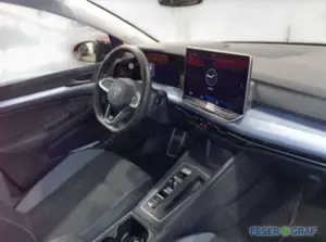 Volkswagen Golf VIII 1.5 eTSI DSG/LED/Rear View/Sitzhzg./Navi Bild 3