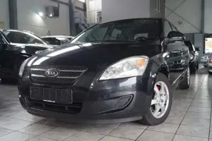 Kia Ceed / cee'd
