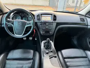 Opel Insignia A Lim. Sport OPC Leder Navi Xenon Bild 2