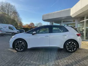 Volkswagen ID.3 Pro RFK PDC NaviPro ACC LED Sitzhzg Bild 2