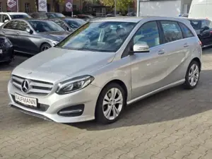 Mercedes-Benz B 180 Edition Navi LED Klimaautom Fahrerprofil SHZ Keyle