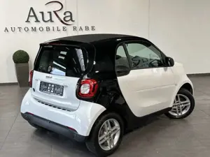 smart forTwo EQ Coupé CARPLAY+TEMPOMAT+1HD+DAB-RADIO Bild 5
