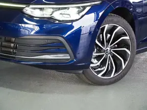 Volkswagen Golf VIII 2.0 TDI DSG Active NAVI, KEYLESS, AHK Bild 5