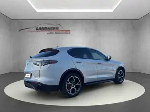 Alfa Romeo Stelvio Bild 3