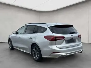 Ford Focus Turnier 1.5 EcoBlue Start-Stopp-System Aut. Bild 3