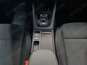 Skoda Octavia Combi 2.0 TDI DSG Style StandHzg Bild 5