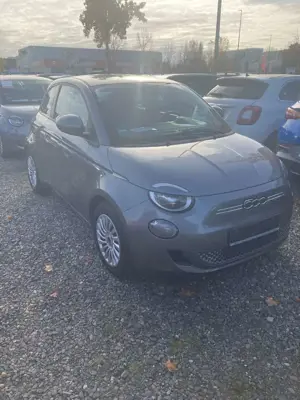 Fiat 500e 3+1 42 kWh