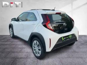 Toyota Aygo 1.0 Play Klima Kamera Sitzhzg Tempomat Bild 4