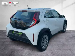 Toyota Aygo 1.0 Play Klima Kamera Sitzhzg Tempomat Bild 5