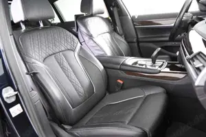 BMW 745 Le xDrive *360*HUD*Massage*VOLL* Bild 3