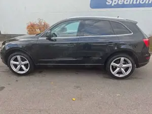 Audi Q5 Q5 Diesel 3.0 TDI quattro S tronic 8-Fach Bild 2
