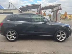 Audi Q5 Q5 Diesel 3.0 TDI quattro S tronic 8-Fach Bild 4