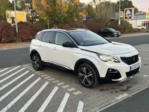 Peugeot 3008 BlueHDi 130 Stop  Start EAT8 Allure Bild 3