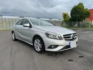 Mercedes-Benz A 180 A 180 BlueEfficiency (176.042)
