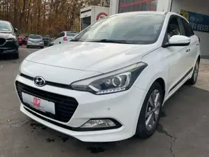 Hyundai i20 blue Style Klima Navi Kamera PDC SHZ LED