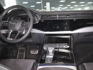 Audi Q8 S-Line 55TFSI 525,-ohne Anzahlung BO Luft Matrix Bild 4
