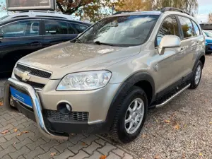 Chevrolet Captiva LT*2.HD*4x4*7.Sitzer*Klima*TÜV NEU Bild 4