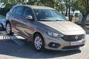 Fiat Tipo Hatchback 1.4 Klima Temp. PDC Bild 5