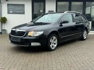 Skoda Superb 2.0TDI Ambition°Navi°Tempo°PDC°AHK°