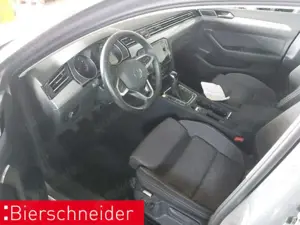 Volkswagen Passat Variant 1.5 TSI Business AHK STAND CAM AC Bild 5