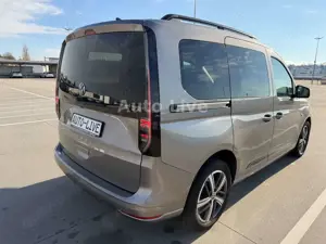 Volkswagen Caddy 2.0 TDI Kombi*MOVE*PANORAMA*XENON*KAMERA Bild 5