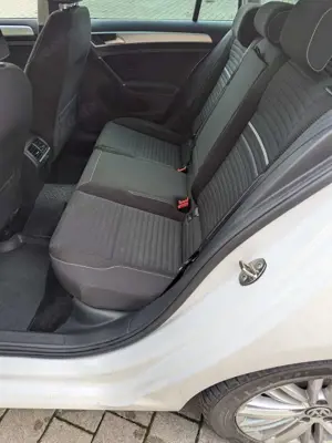 Volkswagen Golf Variant Golf Variant 1.6 TDI BlueMotion Technology Cup Bild 5