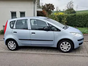 Mitsubishi Colt Bild 2