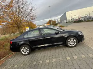 Volkswagen Jetta Jetta 1.2 TSI BlueMotion Technology Bild 2